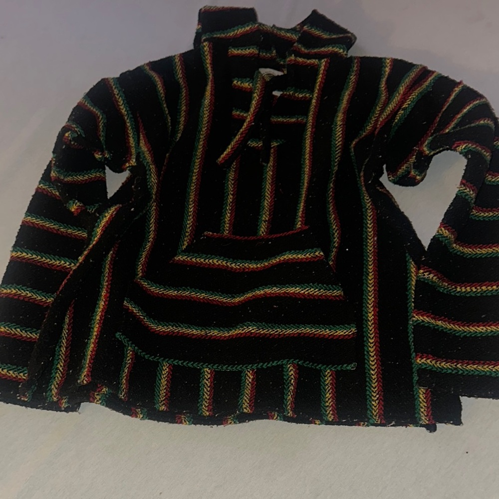 Unisex Size Small Earth Ragz Pullover Hoodie.